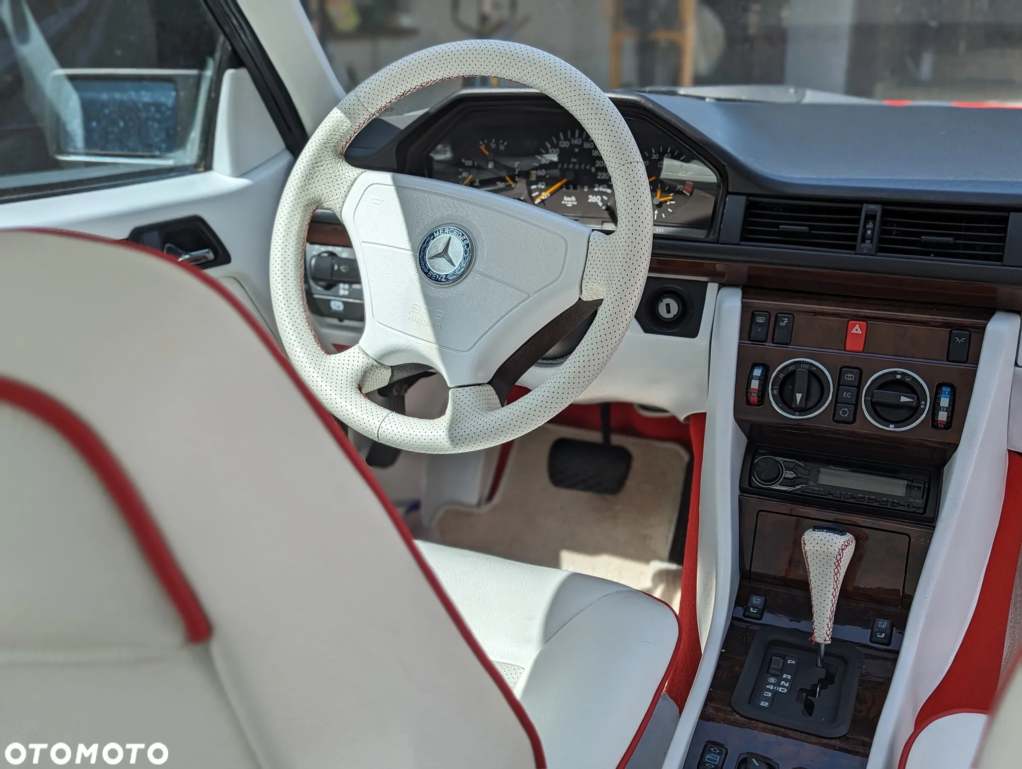 Mercedes-Benz W124 (1984-1993) - 10