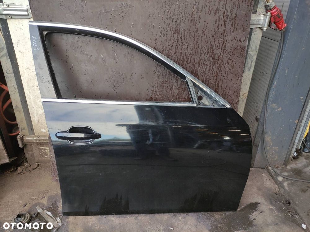 DRZWI KOMPLETNE PRAWY PRZÓD BMW E60 CZARNE - 1