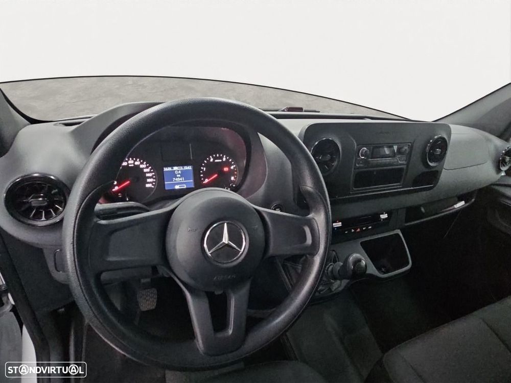Mercedes-Benz SPRINTER DIESEL 18-24 315 CDI/37 - 11