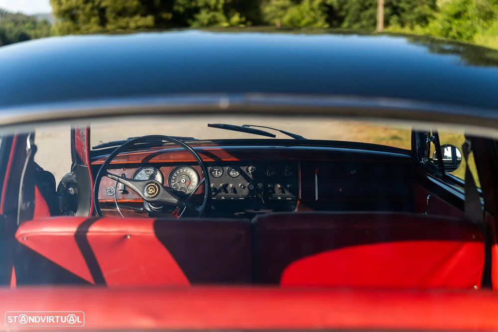Jaguar Daimler - 27