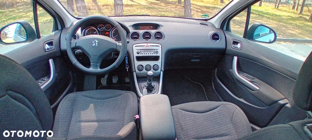Peugeot 308 1.6 Trendy - 23