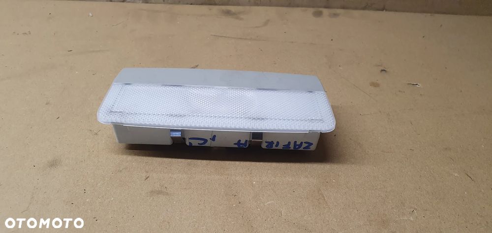 Lampka podsufitki oświetlenie kabiny Opel Zafira C 22780296 - 2