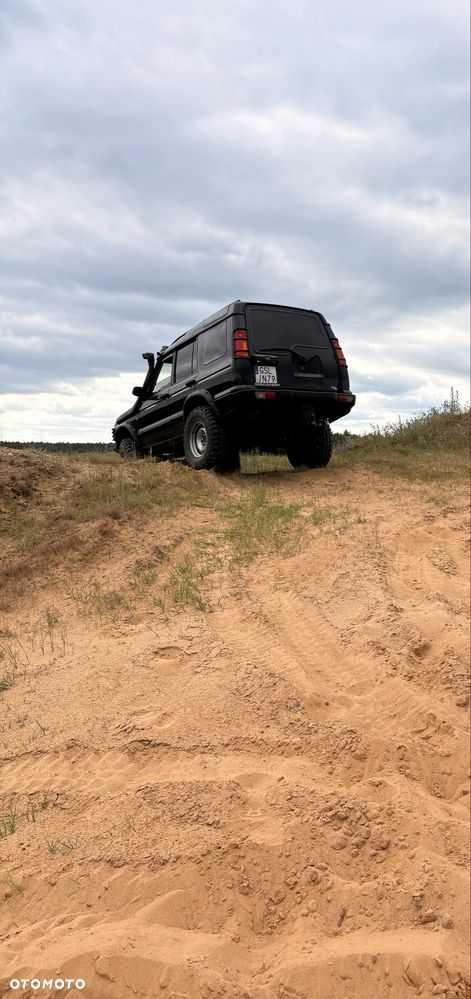 Land Rover Discovery - 4
