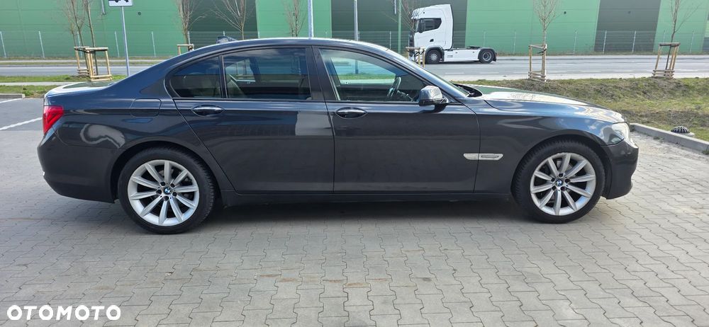 BMW Seria 7 730d - 2