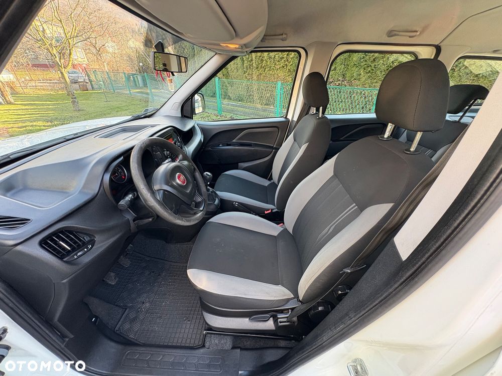 Fiat Doblo 1.4 16V Easy - 10