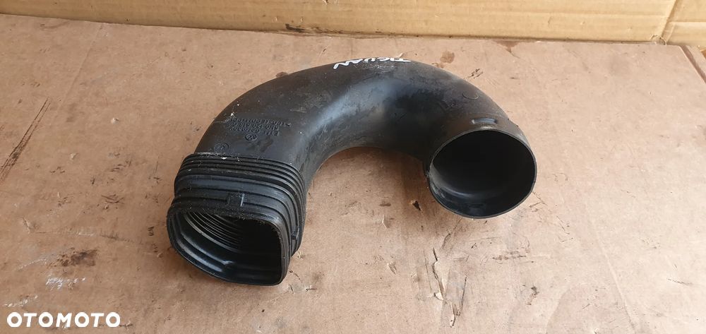 Rura dolot przewód powietrza VW Tiguan I Lift 2.0 TDI 5N0129618C - 3