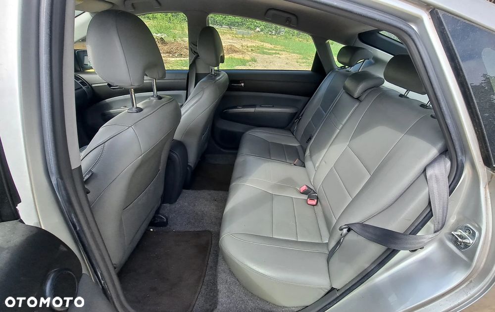 Toyota Prius (Hybrid) Executive - 10