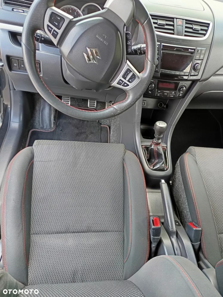 Suzuki Swift 1.6 Sport - 10