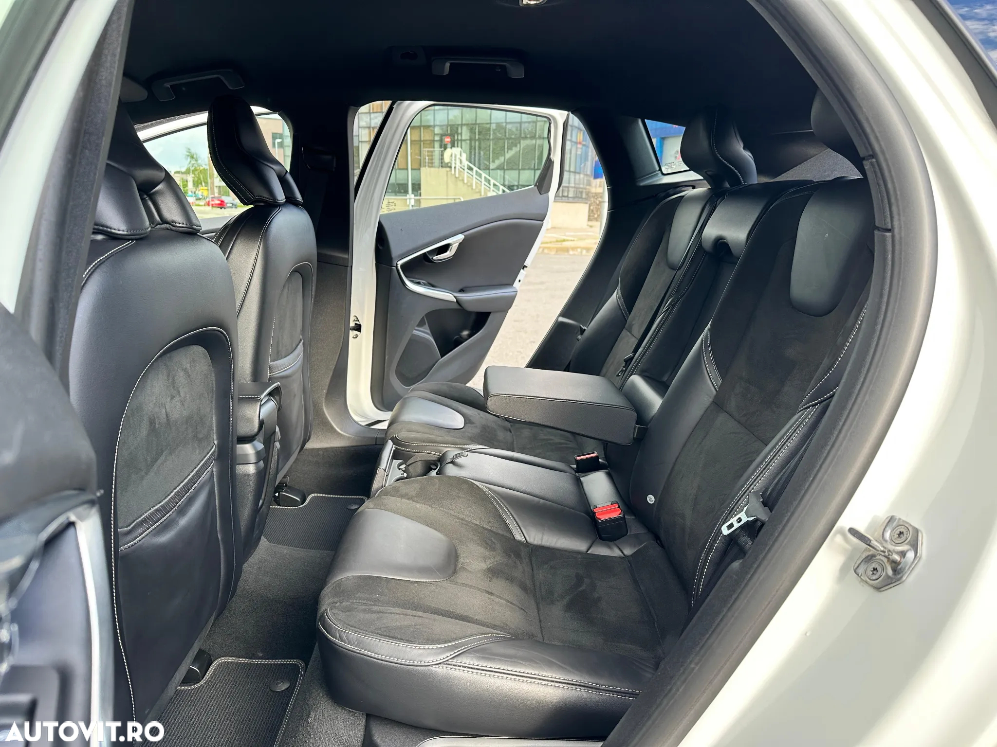 Volvo V40 D2 RDesign - 26
