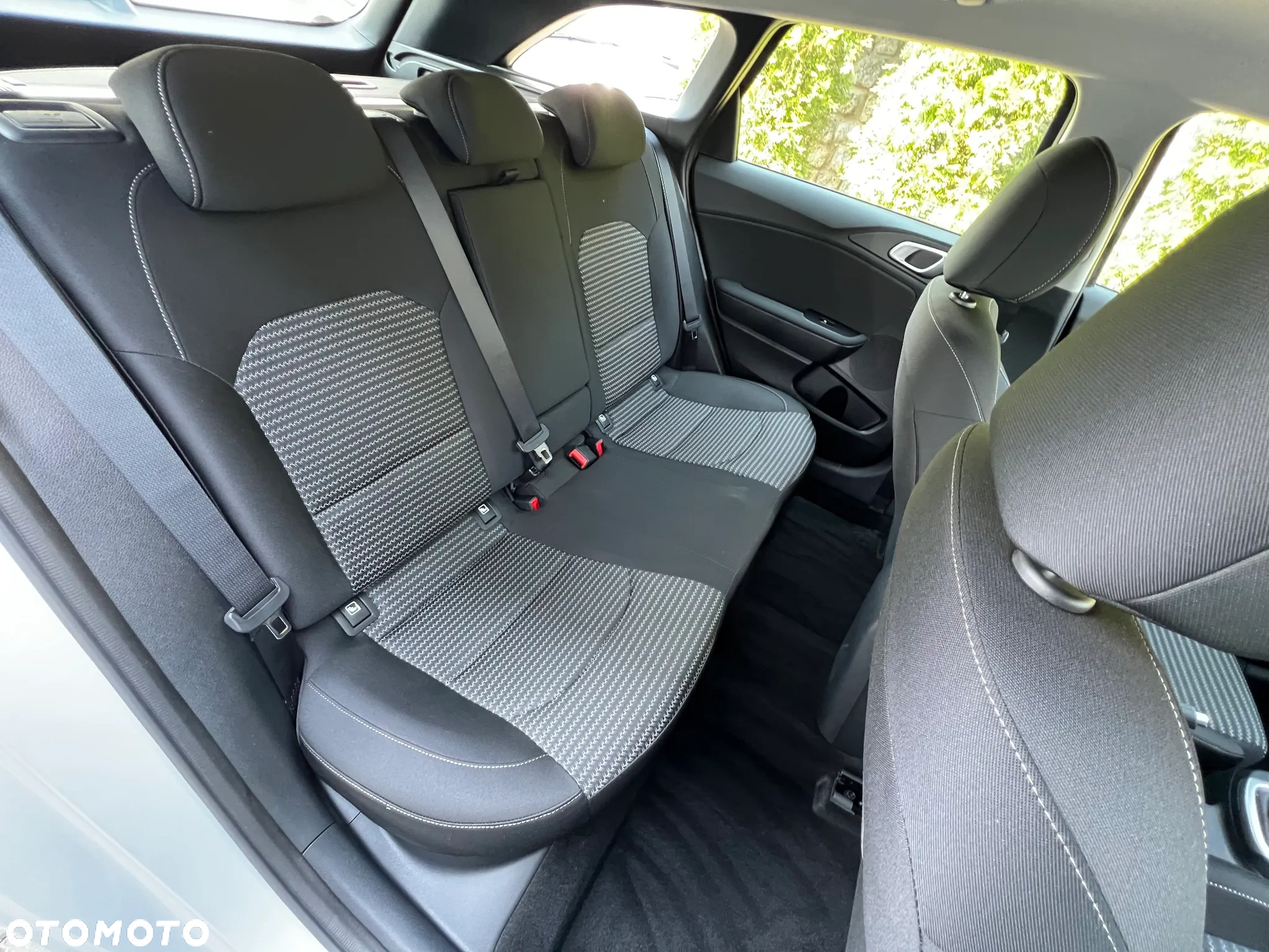 Kia Ceed 1.5 T-GDI M - 21
