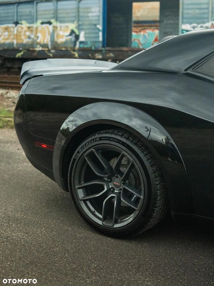 Dodge Challenger 6.2 Redeye Widebody - 8