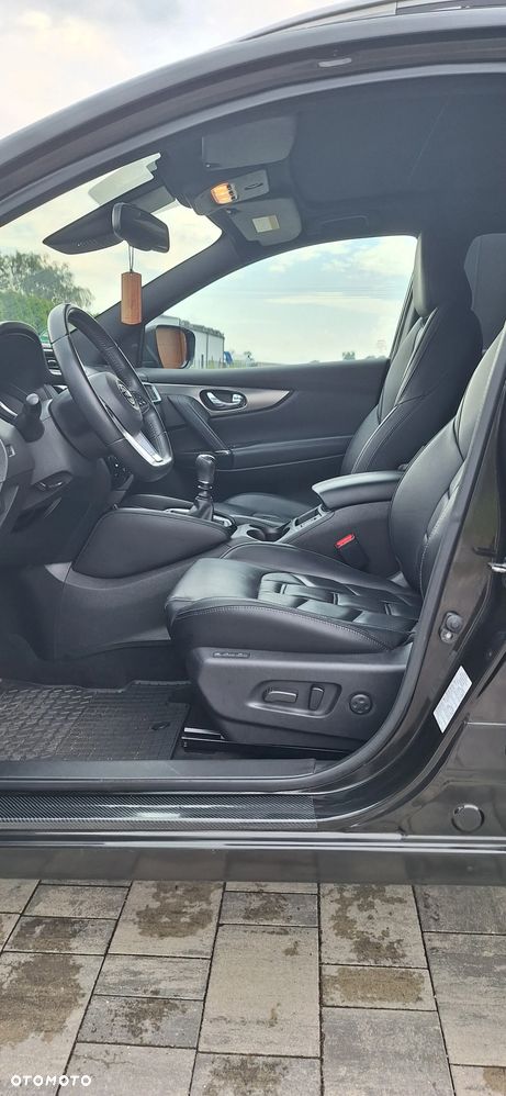 Nissan Qashqai 1.6 DIG-T Tekna+ - 22