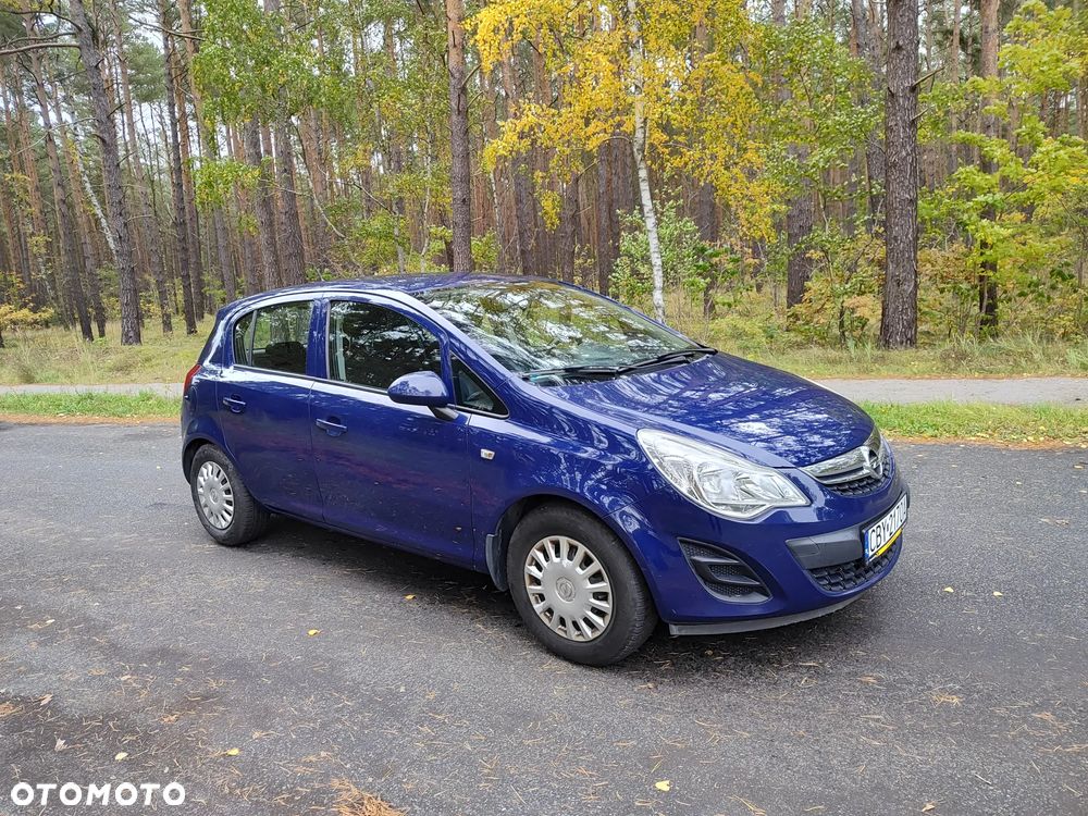 Opel Corsa 1.2 16V Essentia - 8