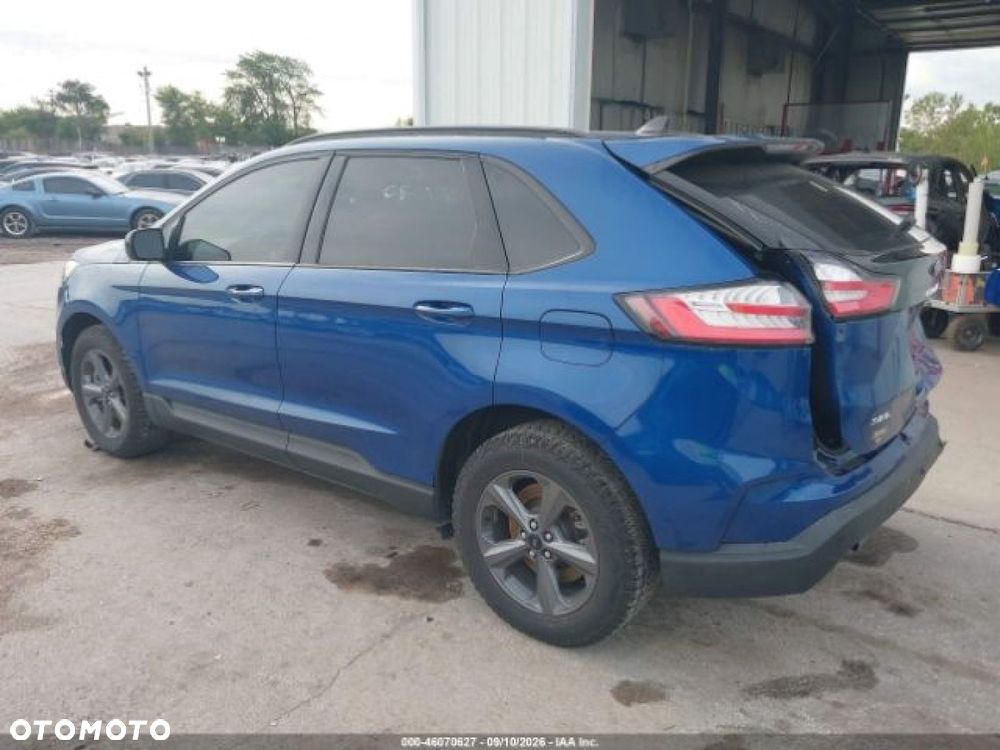 Ford Edge - 4