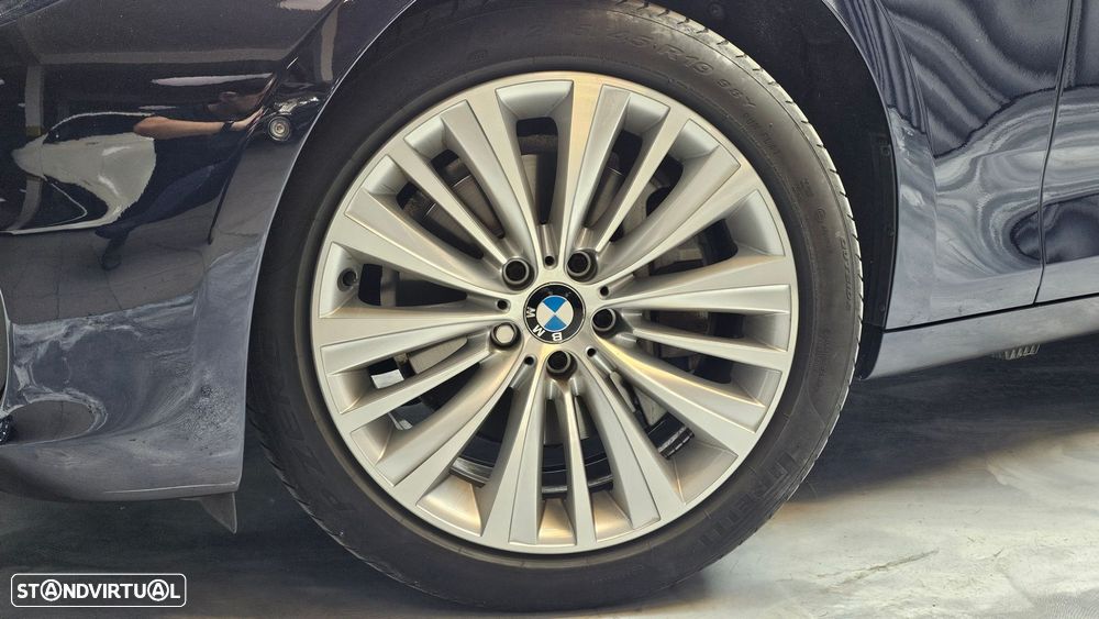 BMW 520 Gran Turismo d Line Luxury - 35