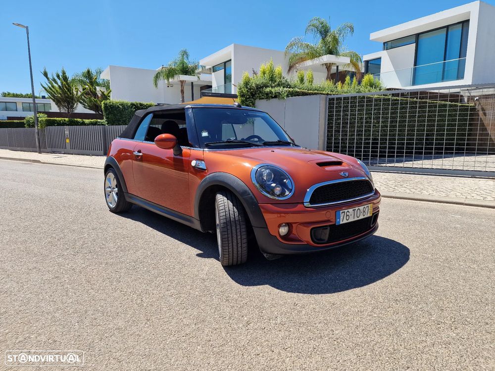 MINI Cabrio Cooper SD - 8