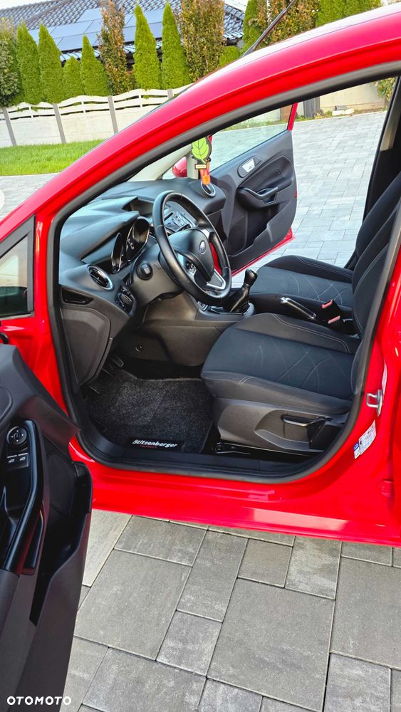 Ford Fiesta - 14