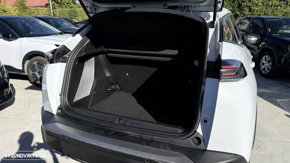 Peugeot 2008 1.2 Hybrid Allure e-DCS6 - 9