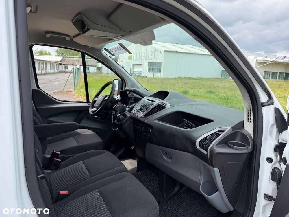 Ford Transit Custom - 12