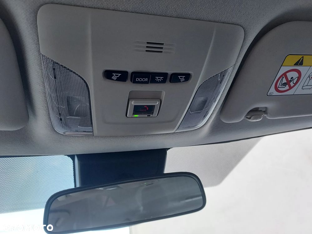 Toyota Corolla 1.8 Hybrid Comfort - 14