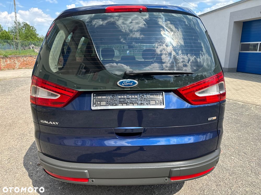Ford Galaxy - 21
