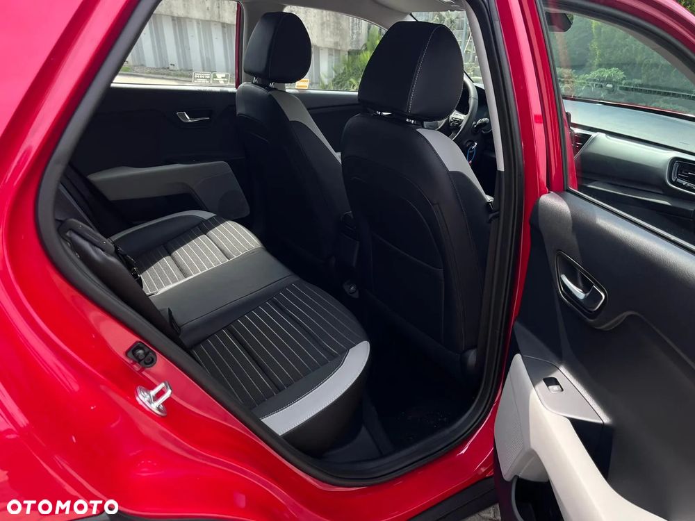 Kia Stonic 1.0 T-GDI L DCT - 13