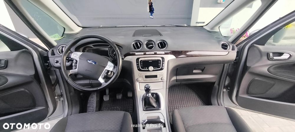 Ford Galaxy 2.0 TDCi Ghia - 8