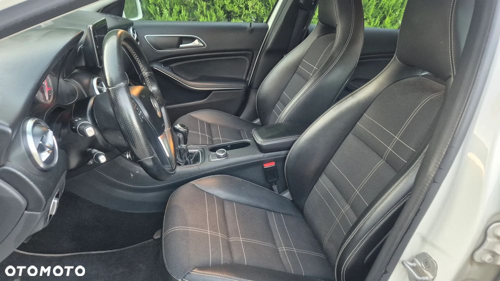 Mercedes-Benz Klasa A 180 (BlueEFFICIENCY) Urban - 7