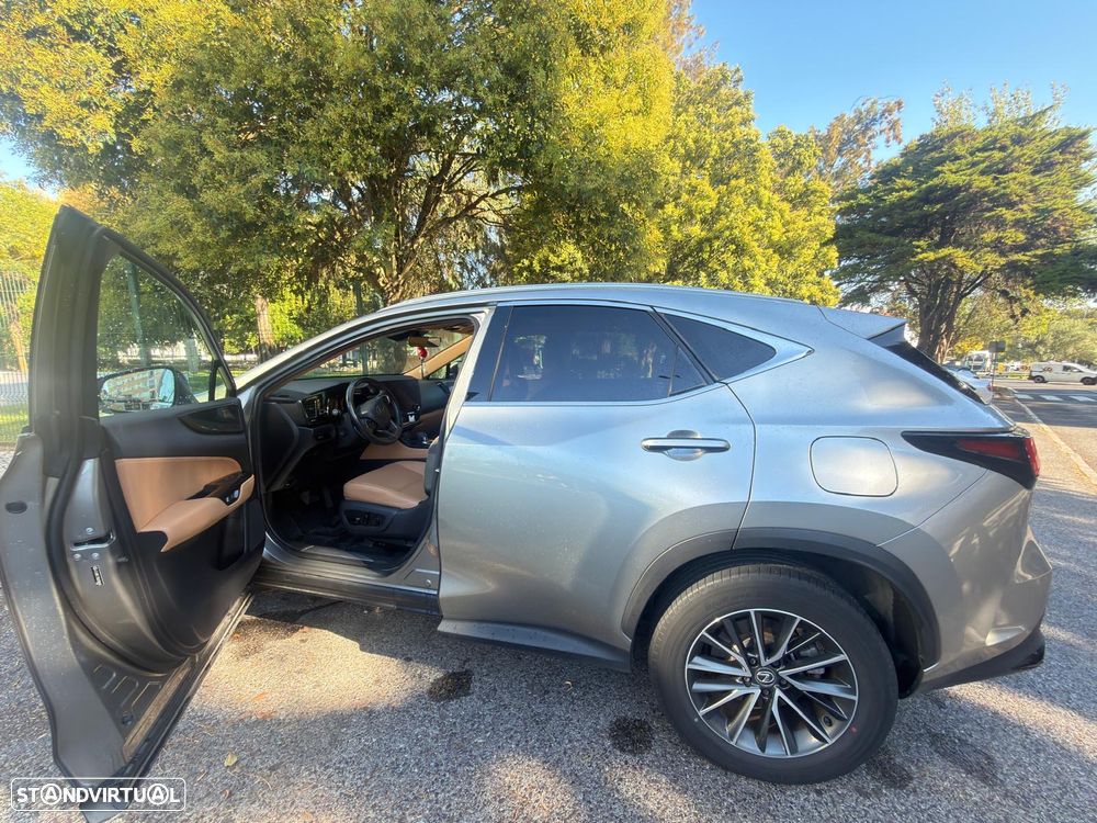 Lexus NX 450h+ - 3