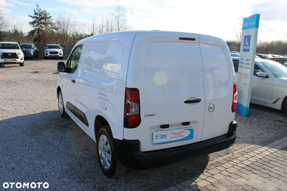Opel Combo - 8