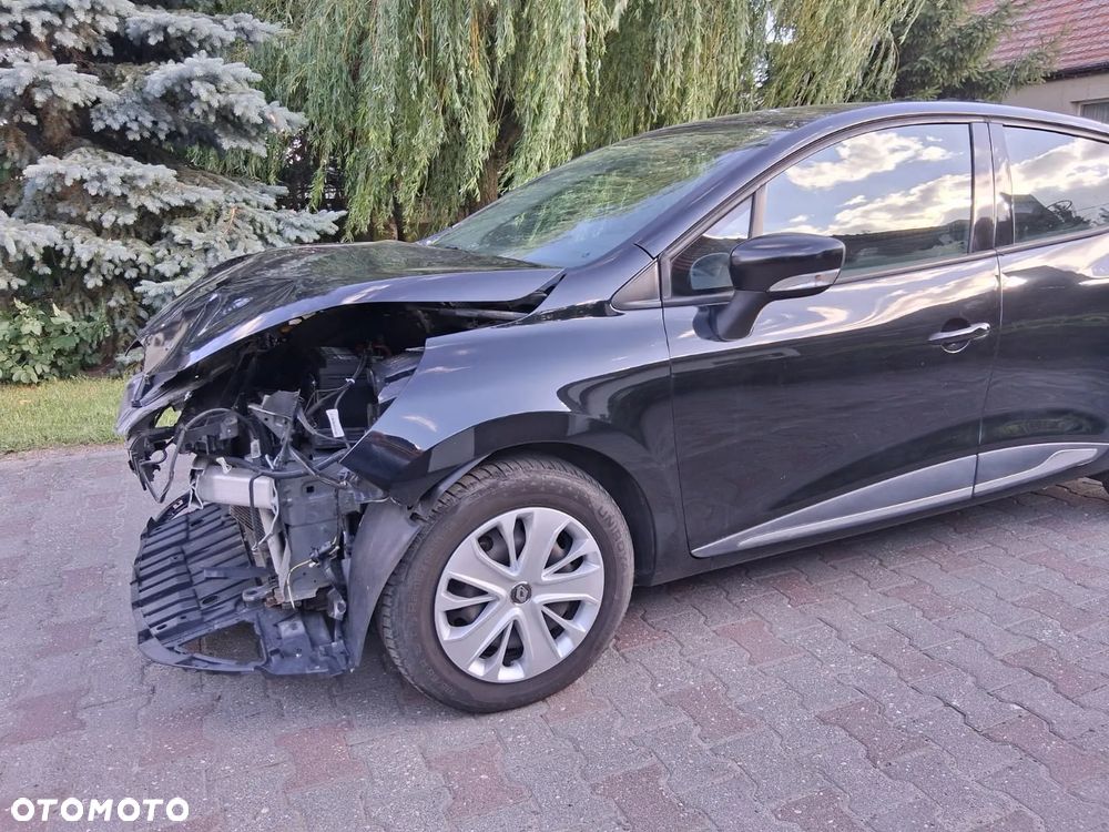 Renault Clio 1.2 16V 75 Experience - 16