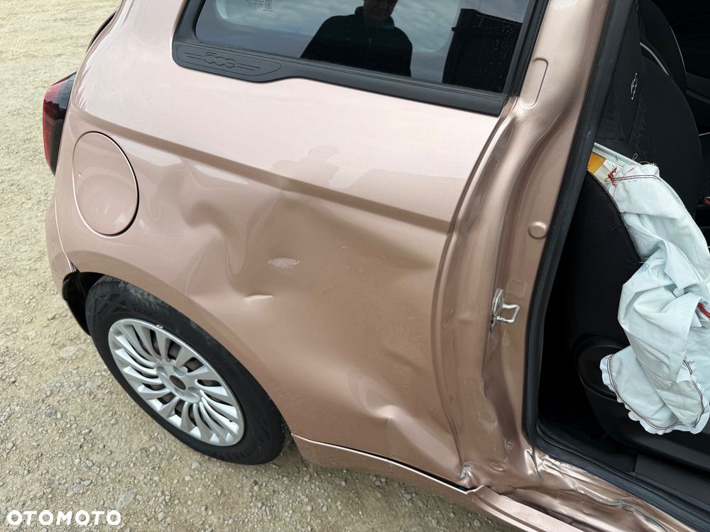 Fiat 500e - 13
