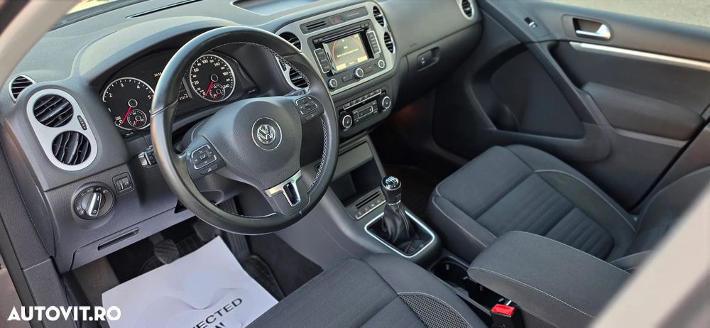 Volkswagen Tiguan 2.0 TDI DPF BlueMotion Technology Cup Sport & Style - 4