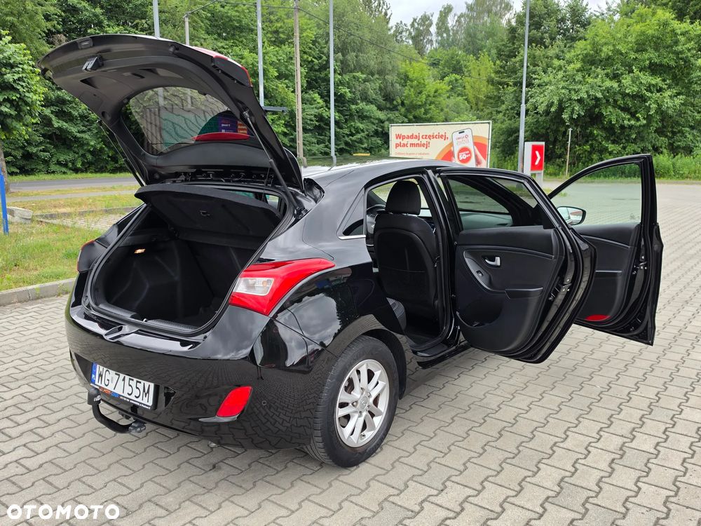 Hyundai i30 1.6 GDI BlueDrive Premium - 12