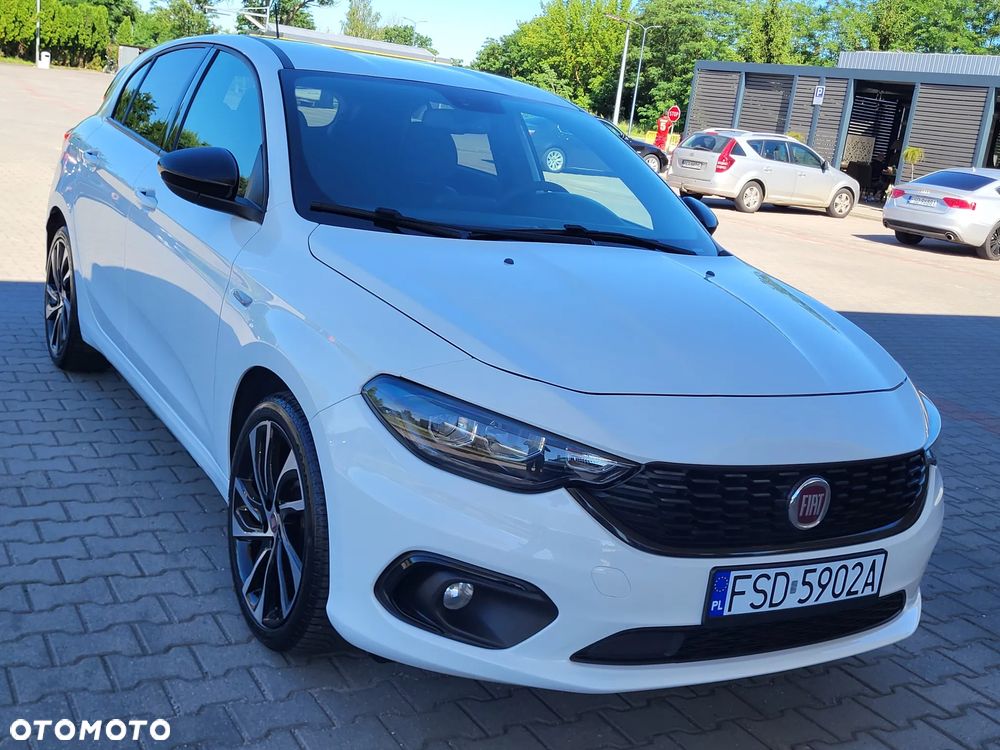 Fiat Tipo 1.4 T-Jet S-Design - 4