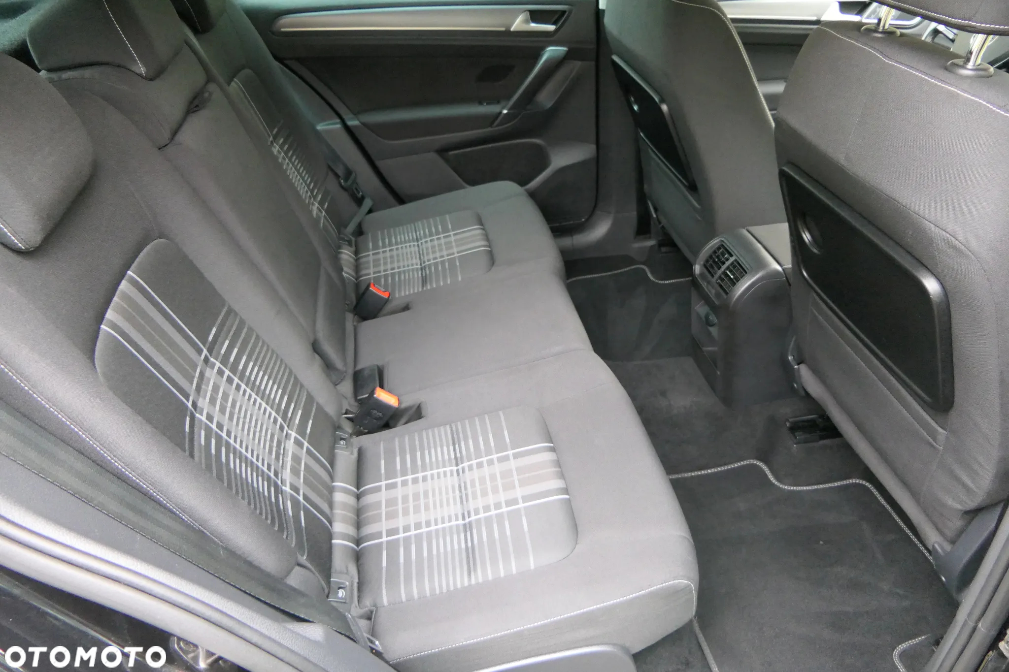 Volkswagen Golf Sportsvan VII SV 1.6 TDI BMT Highline - 21