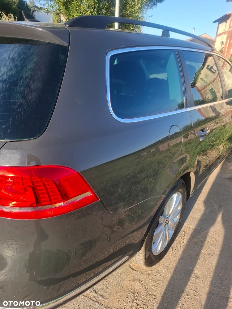 Volkswagen Passat 2.0 TDI BlueMotion Technology Highline - 27