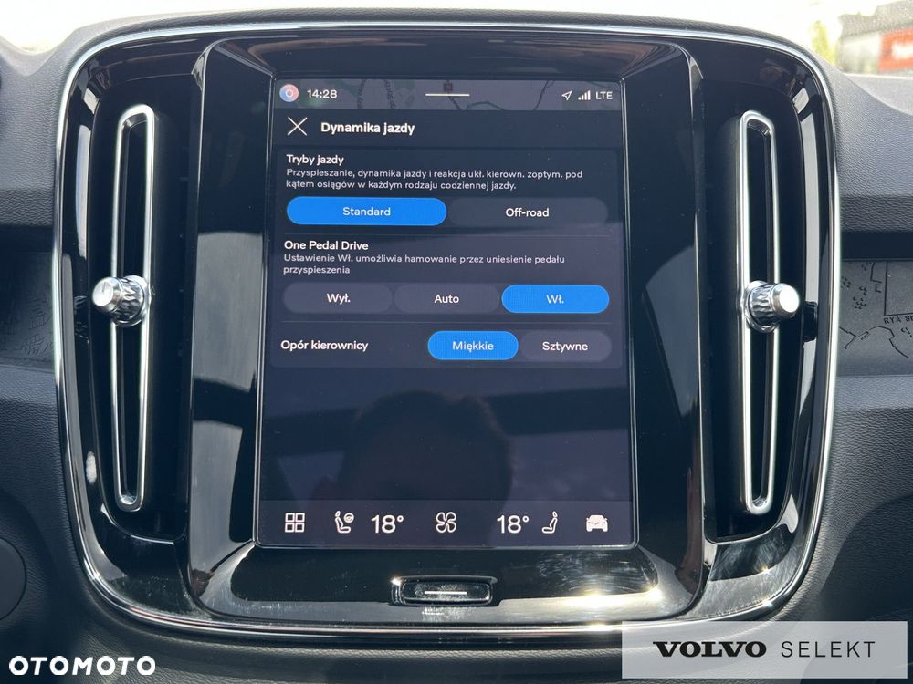 Volvo XC 40 - 22