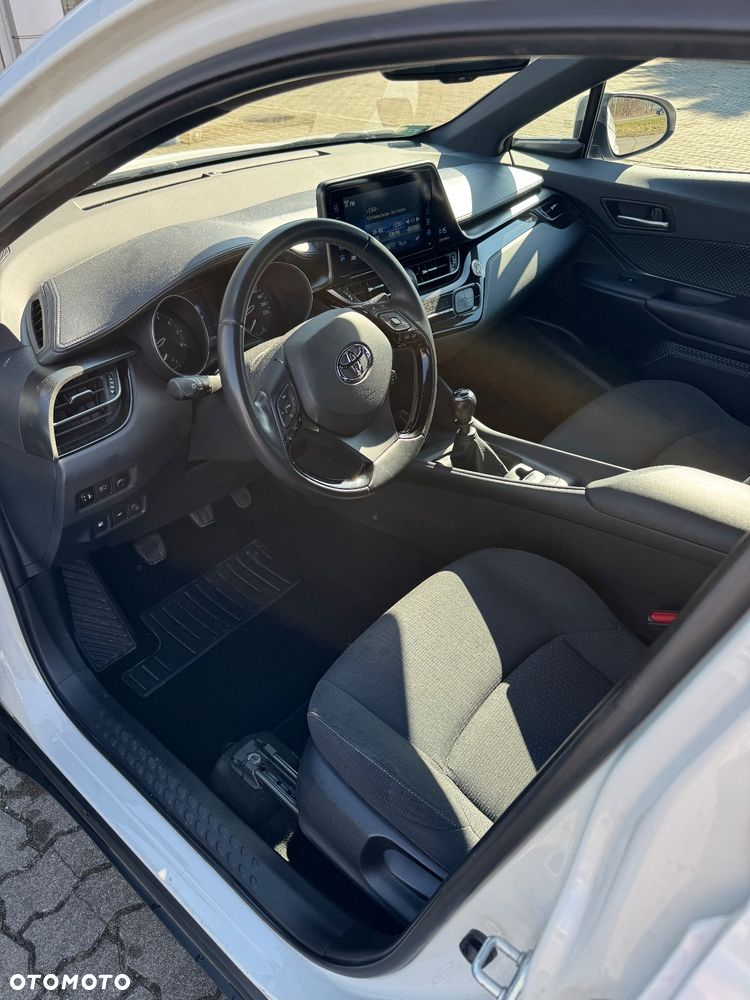 Toyota C-HR 1.2 T Premium - 6