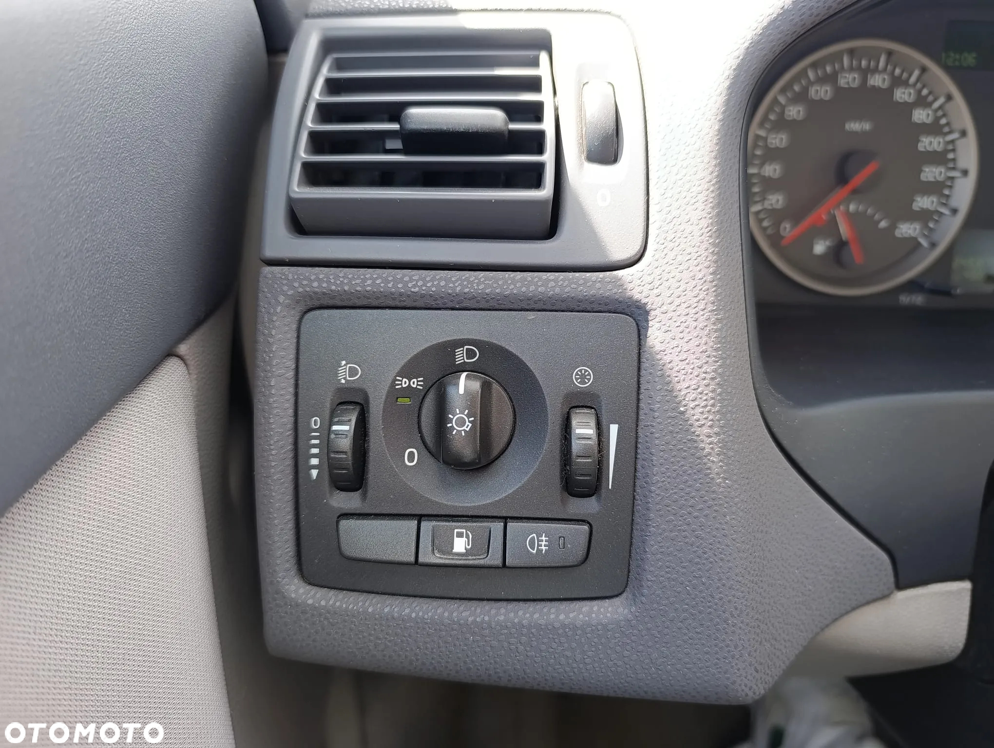Volvo S40 2.0D Kinetic - 12