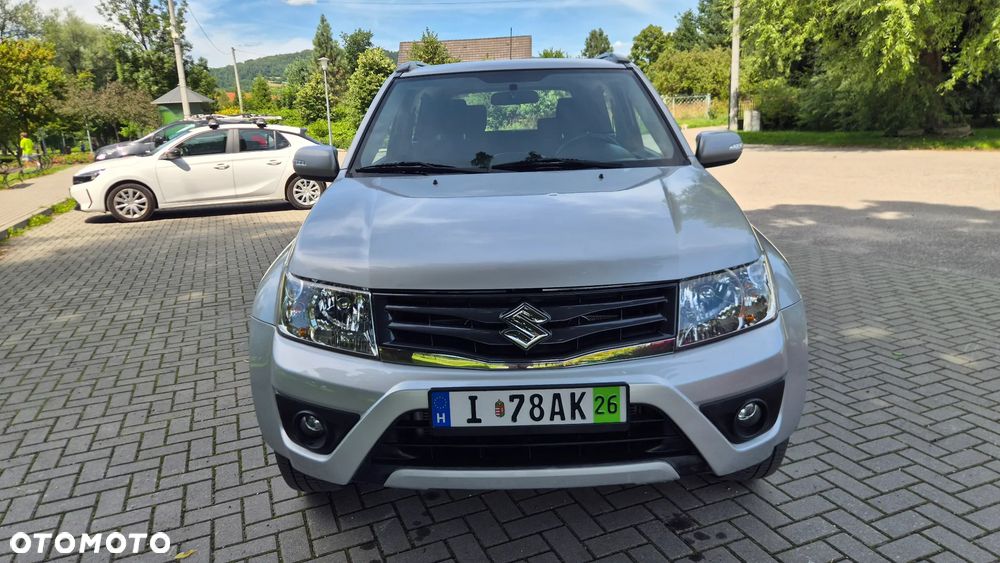 Suzuki Grand Vitara 1.6 Club - 11
