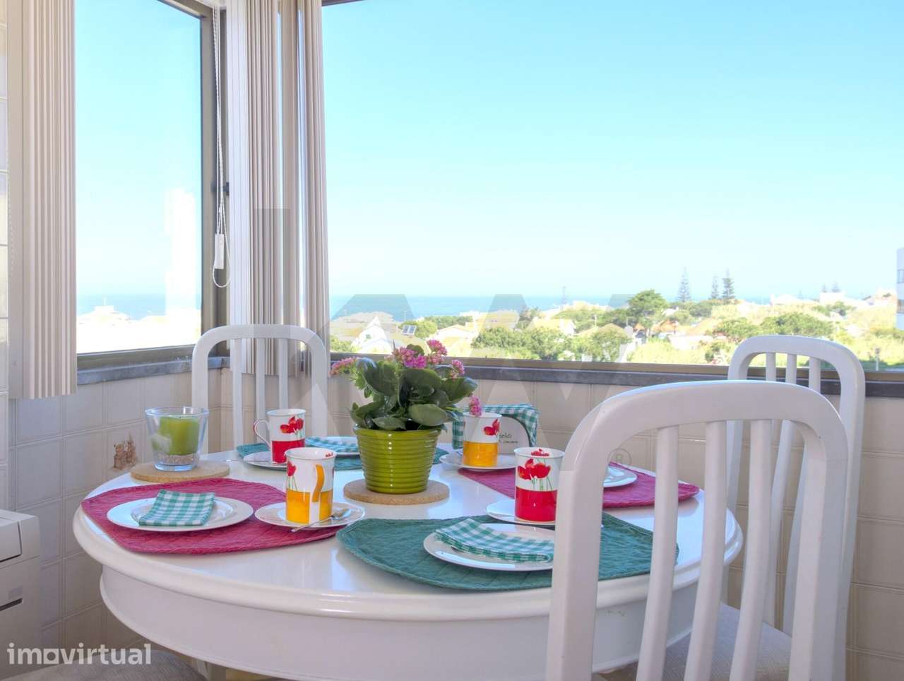 Apartamento T2 com Vista de Serra e Mar na Praia das Maçãs - Grande imagem: 3/18