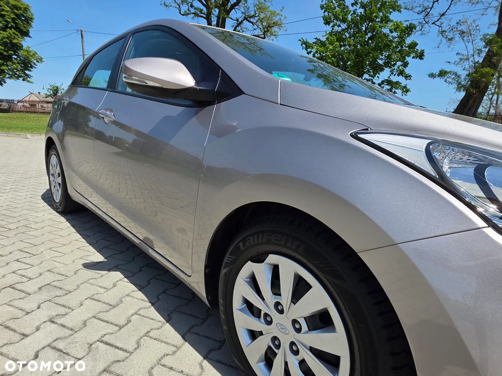Hyundai i30 1.4 BlueDrive Run - 16