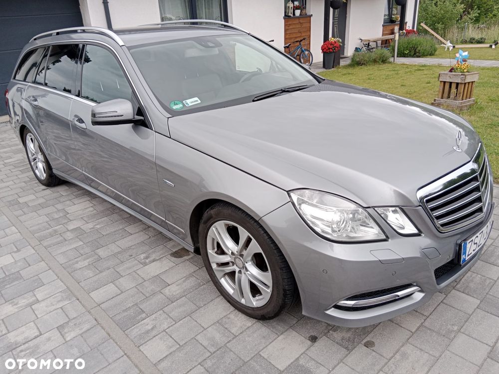 Mercedes-Benz Klasa E 220 CDI DPF BlueEFFICIENCY Automatik Avantgarde - 20