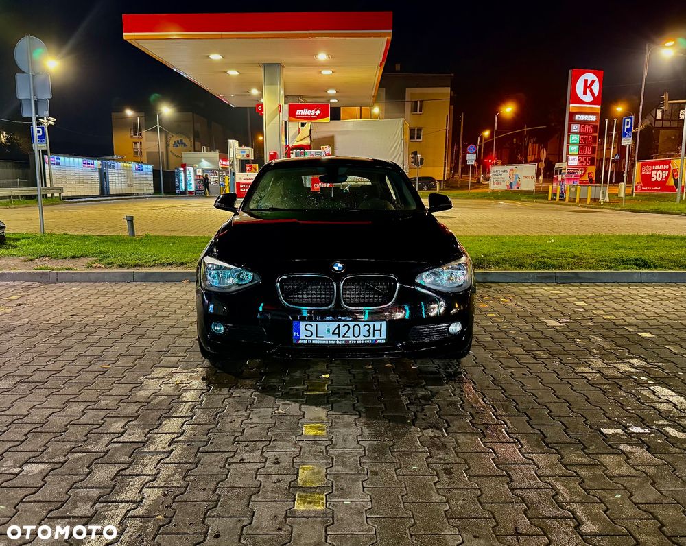 BMW Seria 1 114i - 1