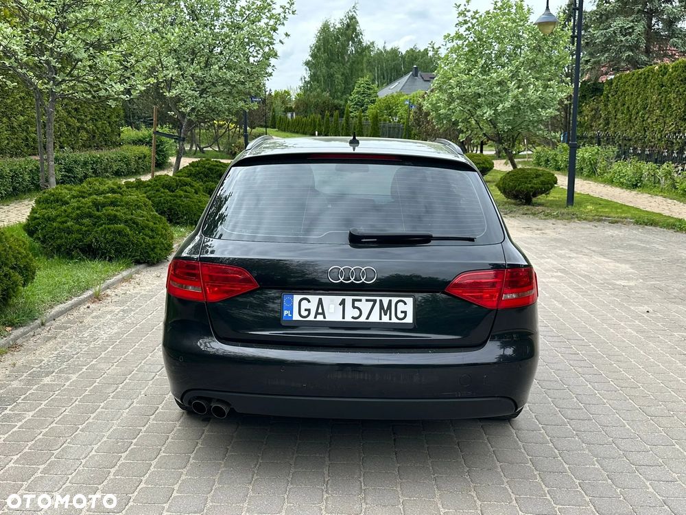 Audi A4 Avant - 6