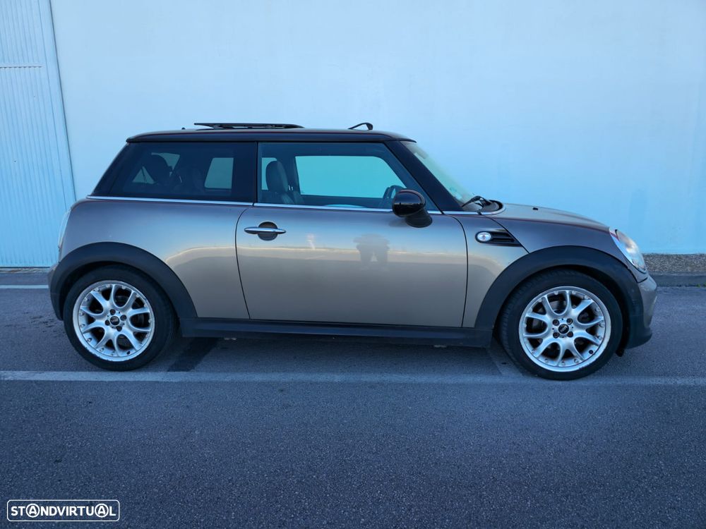 MINI 3 Portas Cooper D - 6