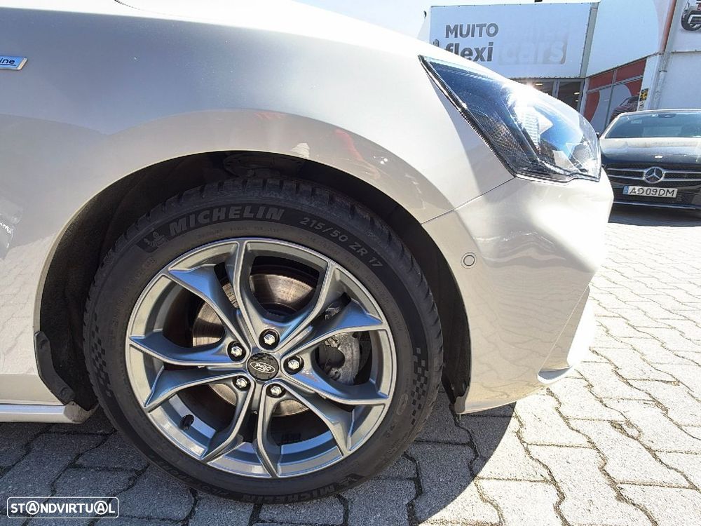 Ford Focus SW 1.0 EcoBoost ST-Line - 14
