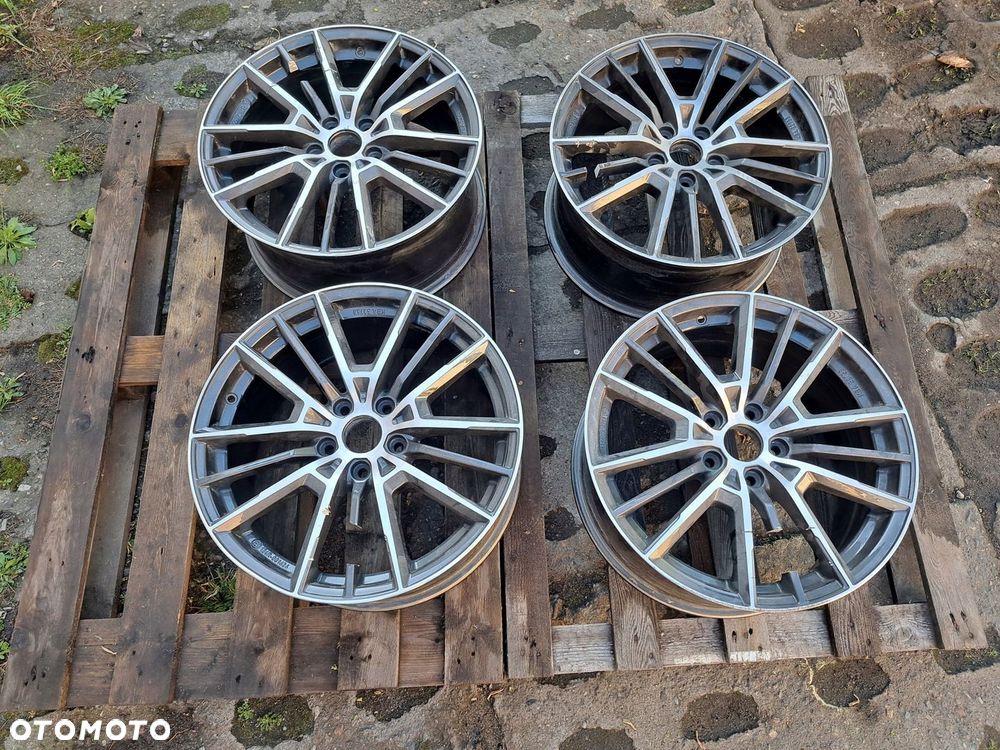 AEZ MERCEDES AUDI A3 A4 A6 A-KLASA C-KLASA CLA E-KLASA 8J 18 ET43 USZKODZON - 1