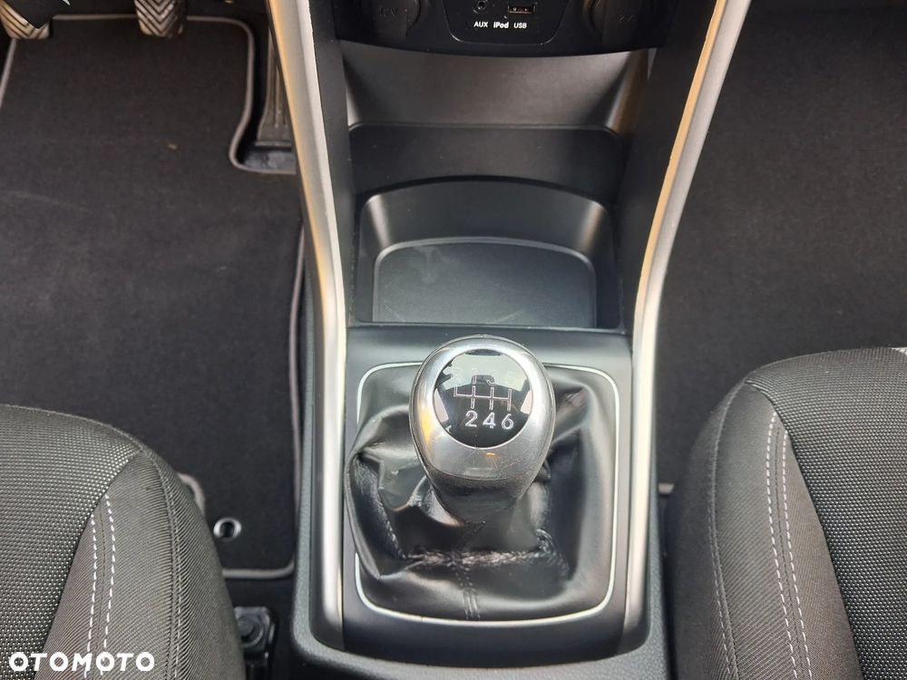 Hyundai i30 1.4 Trend - 22